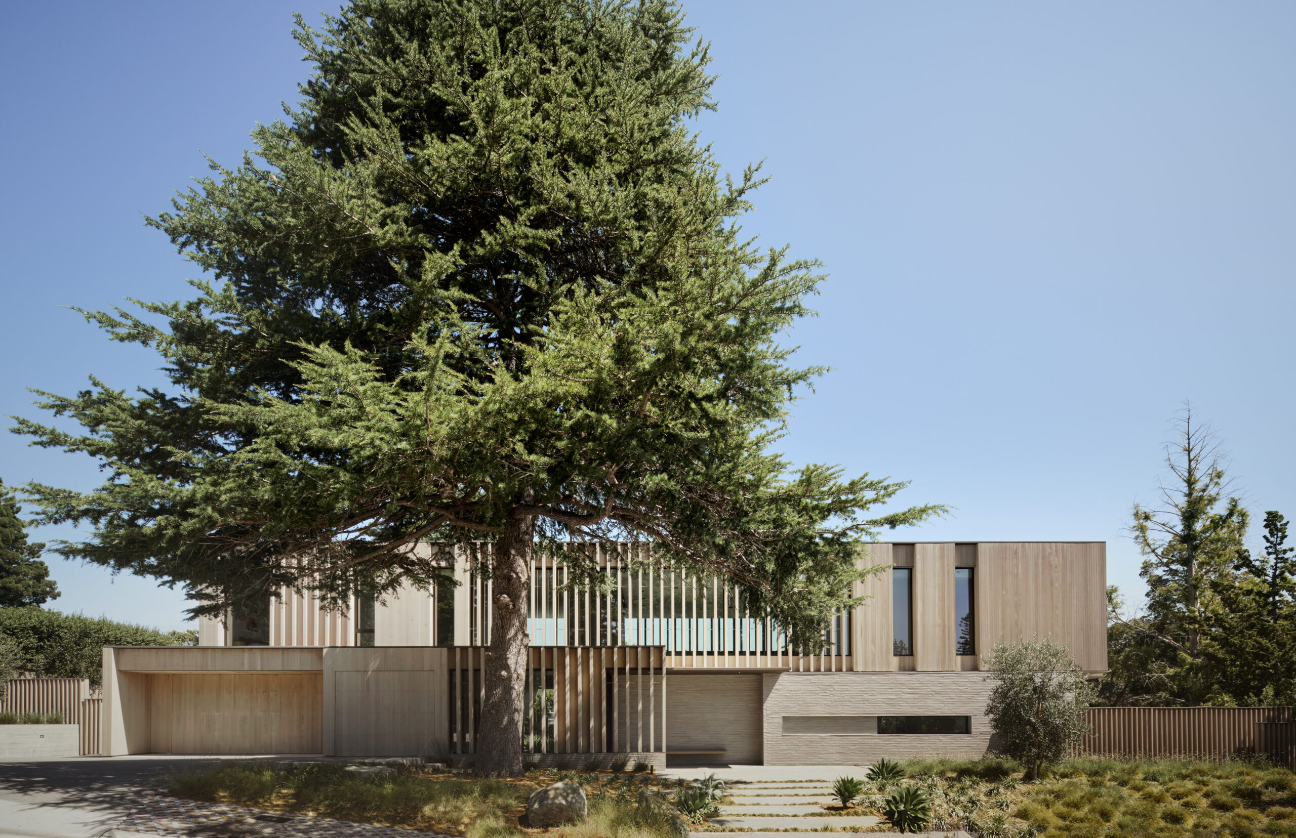 HILLSBOROUGH | RESIDENCE